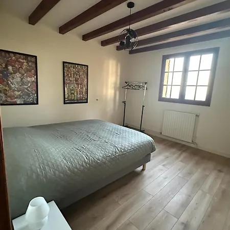 Propriete De Charme Avec Vue Panoramique * Mongauzy